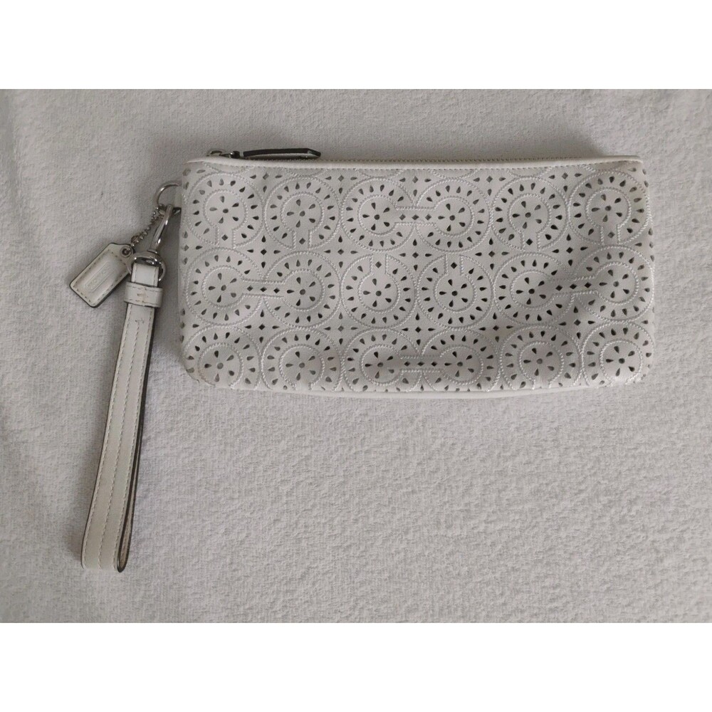 Coach White Leather Wristlet Clutch Pouch  Bag Women's Lazer Cut Logo EUC 10x4